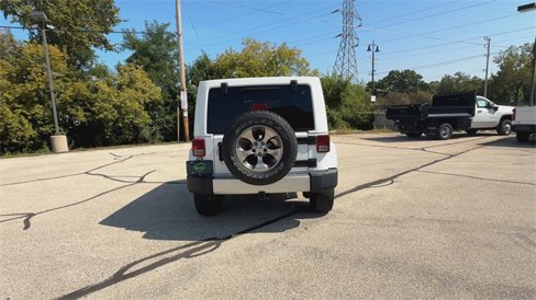 Used 2017 Jeep Wrangler Unlimited Sahara w/ Connectivity Group image 7
