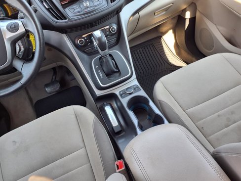 Used 2013 Ford C-MAX SE image 9