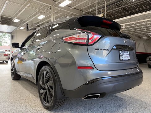 Used 2018 Nissan Murano SL w/ Midnight Edition Package image 3