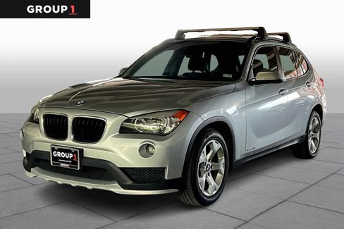 Used 2015 BMW X1 sDrive28i image 1