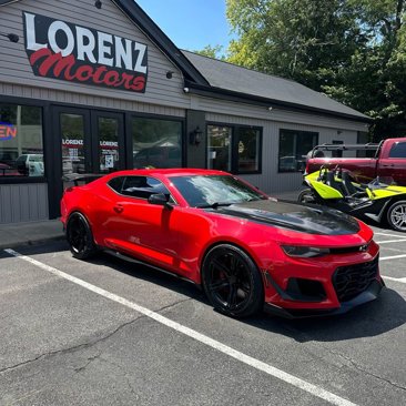 Used 2019 Chevrolet Camaro ZL1 image 1