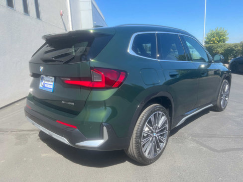 New 2025 BMW X1 xDrive28i w/ Premium Package image 5