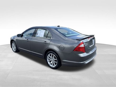 Used 2010 Ford Fusion SEL image 4