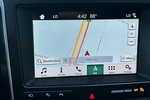 Used 2017 Ford Explorer Platinum image 18