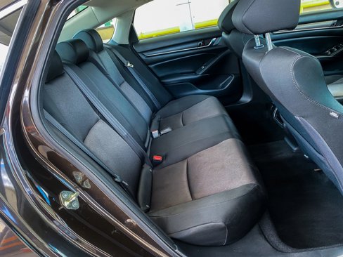 Used 2018 Honda Accord LX image 15