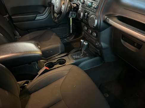 Used 2018 Jeep Wrangler Unlimited Sport S image 15
