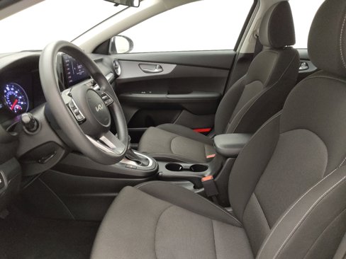 Used 2023 Kia Forte LXS image 17