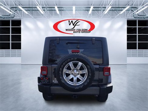 Used 2016 Jeep Wrangler Unlimited Sahara w/ Dual Top Group image 4