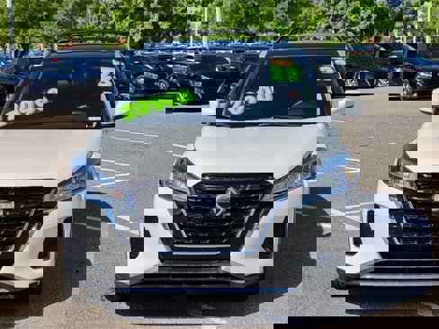 Certified 2023 Nissan Kicks SV w/ Exterior Package image 5
