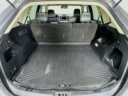 Used 2020 Ford Edge SEL image 27