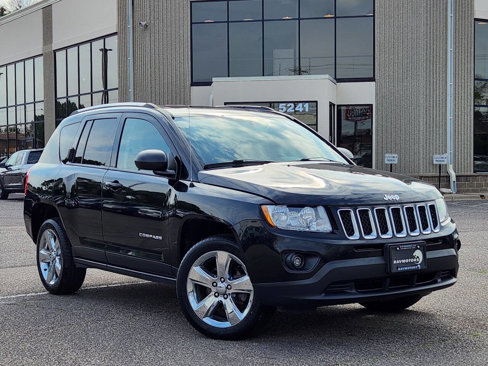 Used 2013 Jeep Compass Limited w/ Sun/Sound Group image 25