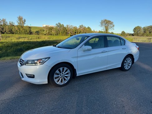 Used 2015 Honda Accord EX-L image 1