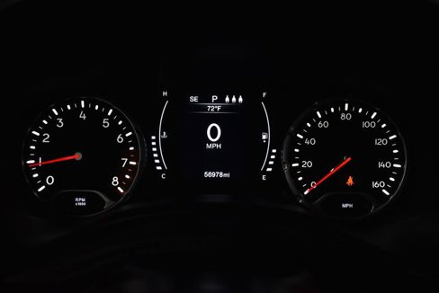 Certified 2019 Jeep Renegade Latitude w/ Cold Weather Group image 25