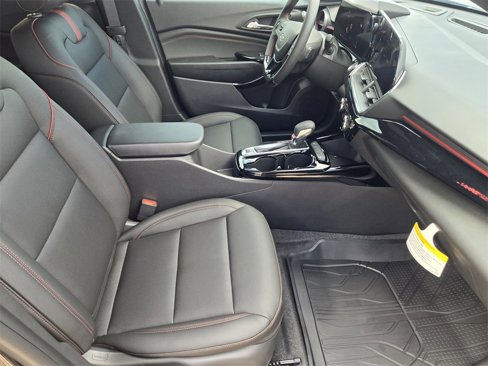 New 2025 Chevrolet Trax RS w/ Driver Confidence Package image 6
