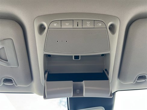 Used 2019 Nissan Rogue SV w/ Premium Package image 37