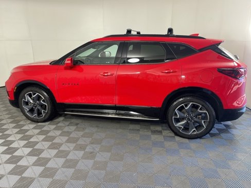 Used 2019 Chevrolet Blazer RS w/ LPO, 'HIT The Road' Package image 12