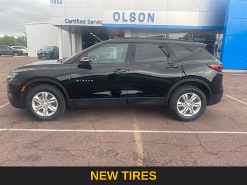 Used 2022 Chevrolet Blazer LT image 3