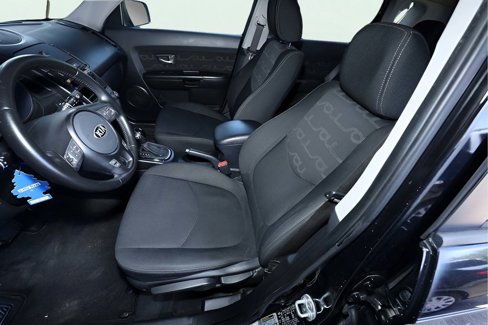 Used 2013 Kia Soul + w/ Audio Pkg image 11