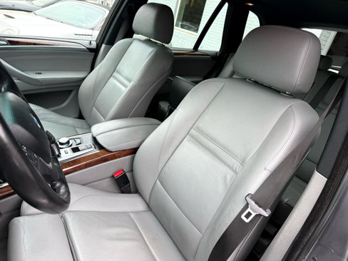 Used 2007 BMW X5 4.8i image 11