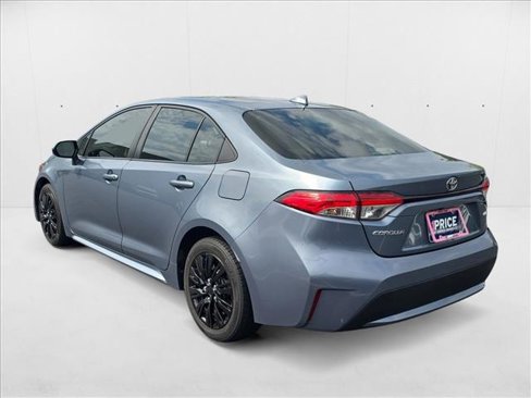 Used 2020 Toyota Corolla LE image 7