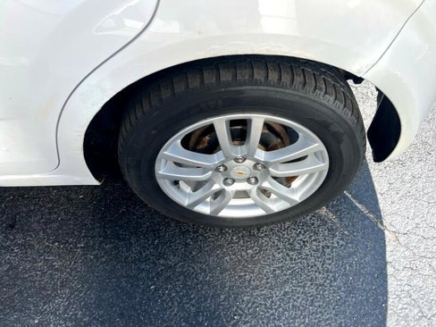 Used 2012 Chevrolet Sonic LT image 18