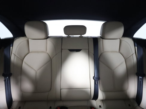 New 2025 Porsche Macan image 16