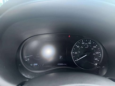 Used 2023 Nissan Kicks SR image 11