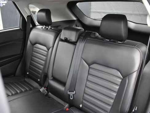 Used 2023 Ford Edge SEL image 34