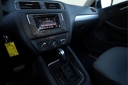 Used 2018 Volkswagen Jetta S image 21