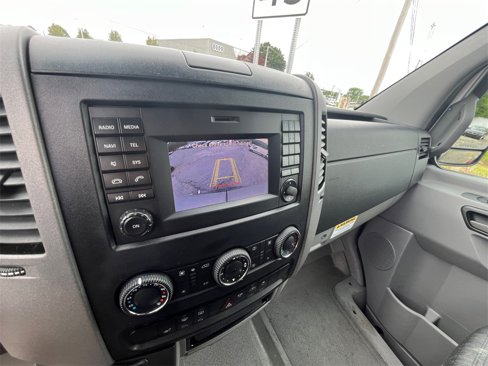 Used 2018 Mercedes-Benz Sprinter 3500 image 25