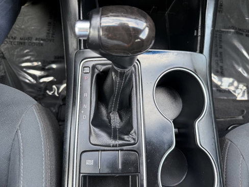 Used 2019 Kia Sorento FWD V6 image 12