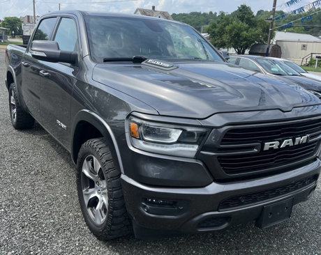 Used 2019 RAM 1500 Laramie w/ Sport Appearance Package image 4