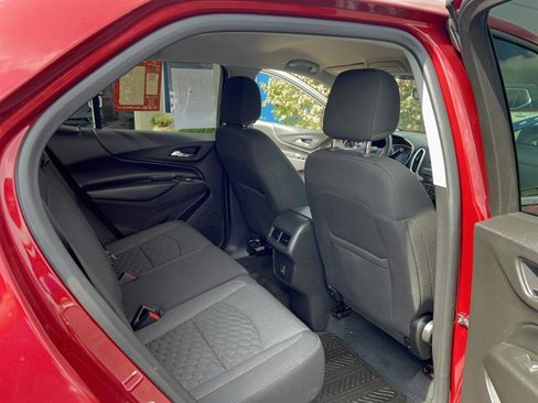 Used 2019 Chevrolet Equinox LT image 18
