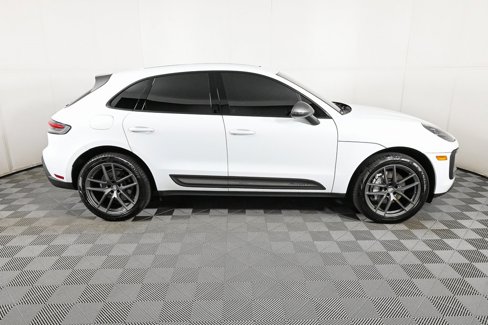 Used 2024 Porsche Macan Turbo image 29