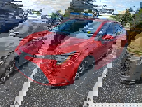 Used 2020 Toyota Corolla LE image 2
