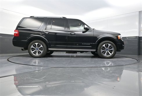 Used 2016 Ford Expedition Platinum image 34
