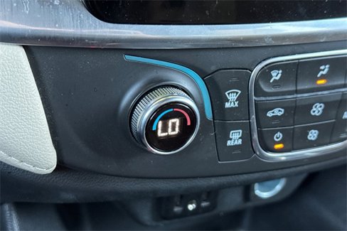 Used 2022 Chevrolet Traverse LS w/ Midnight/Sport Edition image 29