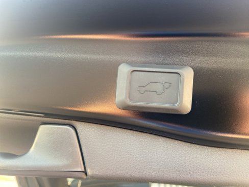 New 2025 Toyota RAV4 XLE Premium image 13