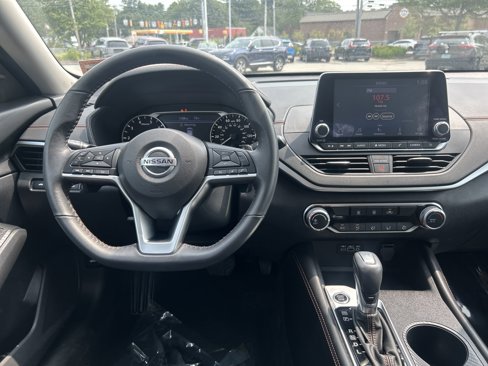 Used 2022 Nissan Altima 2.5 SR image 19