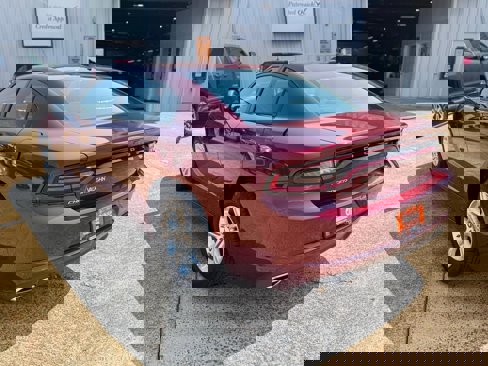Used 2023 Dodge Charger SXT image 3