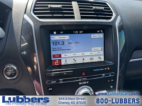 Used 2018 Ford Explorer Limited image 16