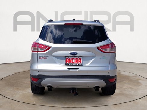 Used 2015 Ford Escape SE w/ Equipment Group 201A image 12