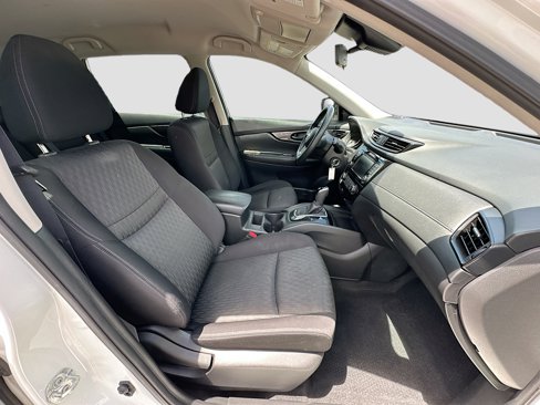 Certified 2020 Nissan Rogue S image 26