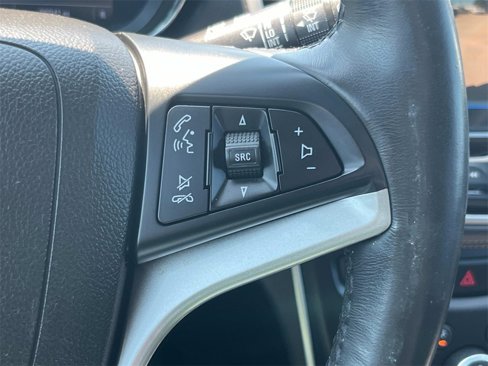 Used 2018 Chevrolet Trax LT w/ LT Convenience Package image 25