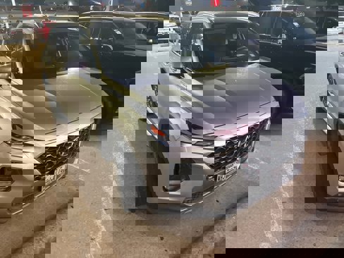 Used 2020 Hyundai Santa Fe SEL image 2