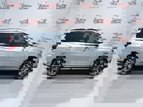 Used 2020 Nissan Pathfinder SL image 5