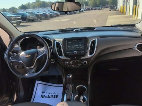 Used 2018 Chevrolet Equinox LT image 38