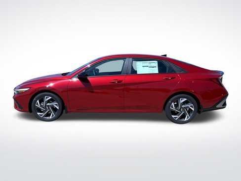 New 2025 Hyundai Elantra Sport image 9