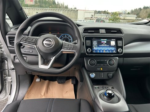 New 2025 Nissan Leaf S image 13