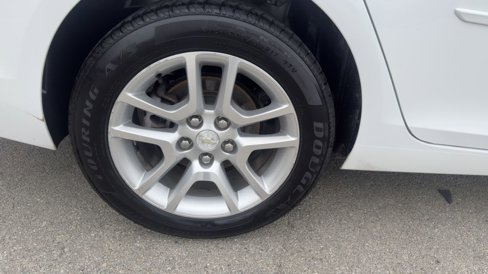Used 2014 Chevrolet Malibu LT w/ Power Convenience Package image 11